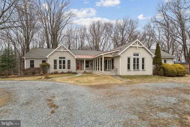 5 CHURCH ST, Brookeville, MD 20833