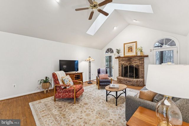 5 CHURCH ST, Brookeville, MD 20833