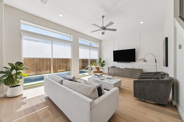 6609 Basal Woods Way, Houston, TX 77055