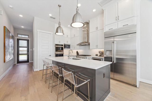 6609 Basal Woods Way, Houston, TX 77055