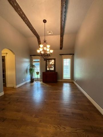 10335 S College Avenue, Tulsa, OK 74137