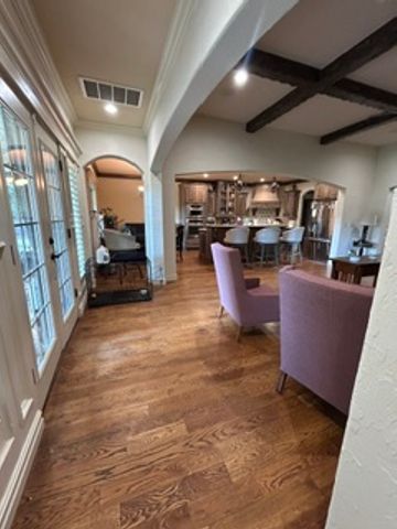 10335 S College Avenue, Tulsa, OK 74137