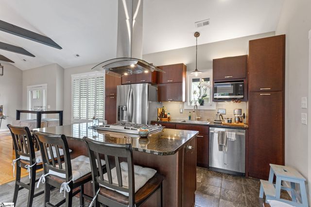 220 Cumberland Avenue, Greenville, SC 29607