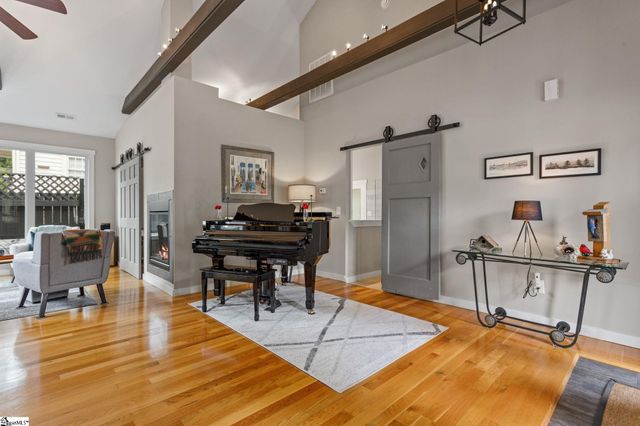 220 Cumberland Avenue, Greenville, SC 29607