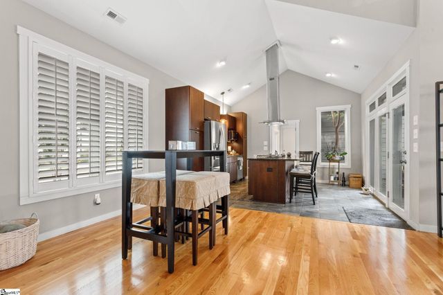 220 Cumberland Avenue, Greenville, SC 29607
