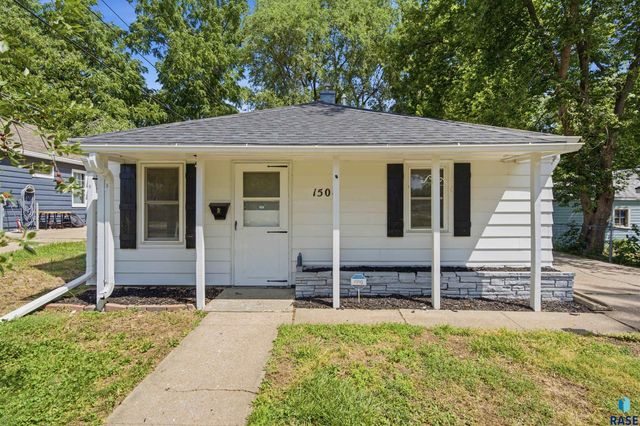 1508 W 28th St Street, Sioux Falls, SD 57105
