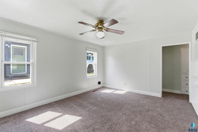 1508 W 28th St Street, Sioux Falls, SD 57105
