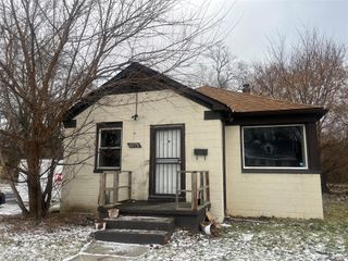 15776 Evergreen Road, Detroit, MI 48223