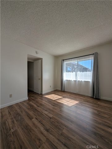 665 W Altadena 50, Altadena, CA 91001