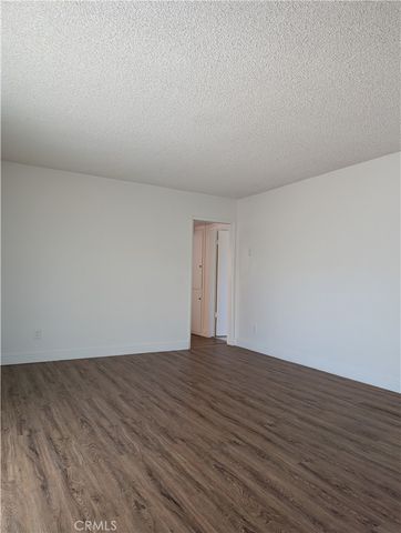 665 W Altadena 50, Altadena, CA 91001