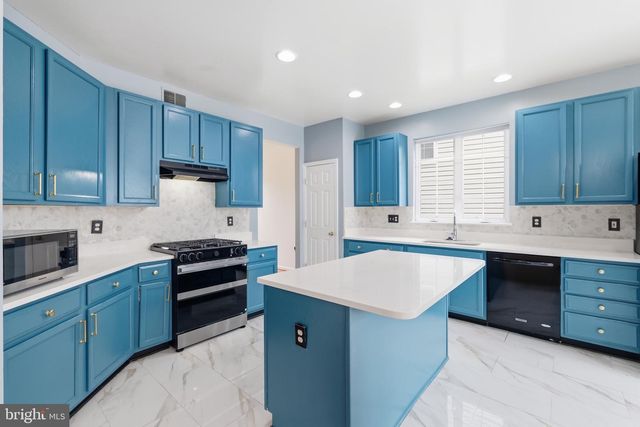 2917 MARKHAMS GRANT DR, Woodbridge, VA 22191