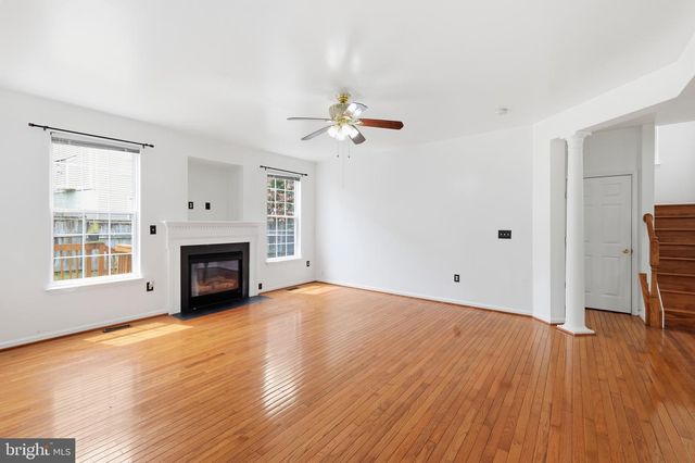 2917 MARKHAMS GRANT DR, Woodbridge, VA 22191