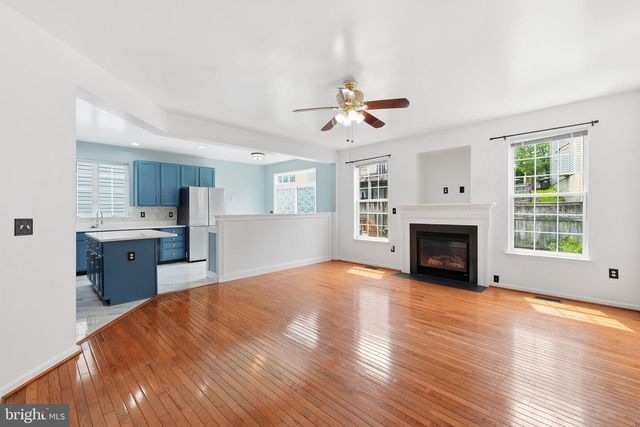2917 MARKHAMS GRANT DR, Woodbridge, VA 22191