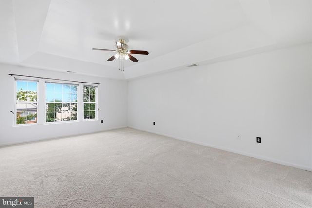 2917 MARKHAMS GRANT DR, Woodbridge, VA 22191
