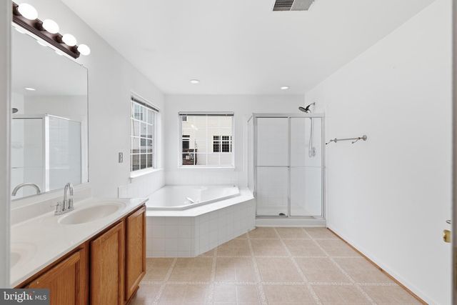 2917 MARKHAMS GRANT DR, Woodbridge, VA 22191