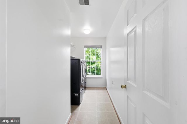 2917 MARKHAMS GRANT DR, Woodbridge, VA 22191