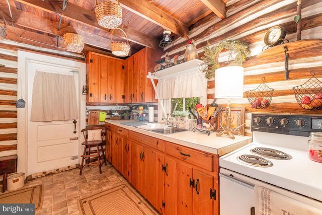 1602 DOUBLING GAP RD, Newville, PA 17241