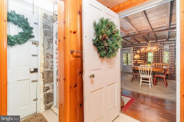 1602 DOUBLING GAP RD, Newville, PA 17241