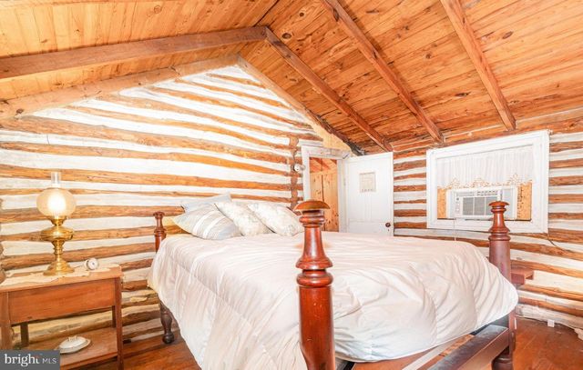 1602 DOUBLING GAP RD, Newville, PA 17241