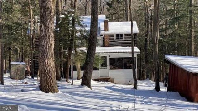 1602 DOUBLING GAP RD, Newville, PA 17241