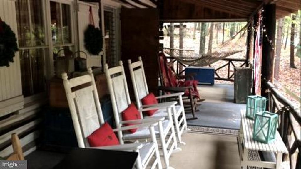 1602 DOUBLING GAP RD, Newville, PA 17241