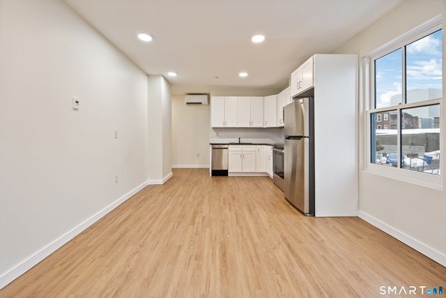 1355 Main Street 207, Hartford, CT 06103