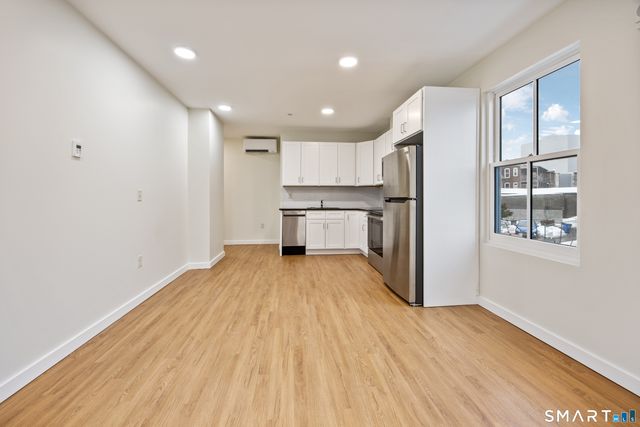 1355 Main Street 207, Hartford, CT 06103