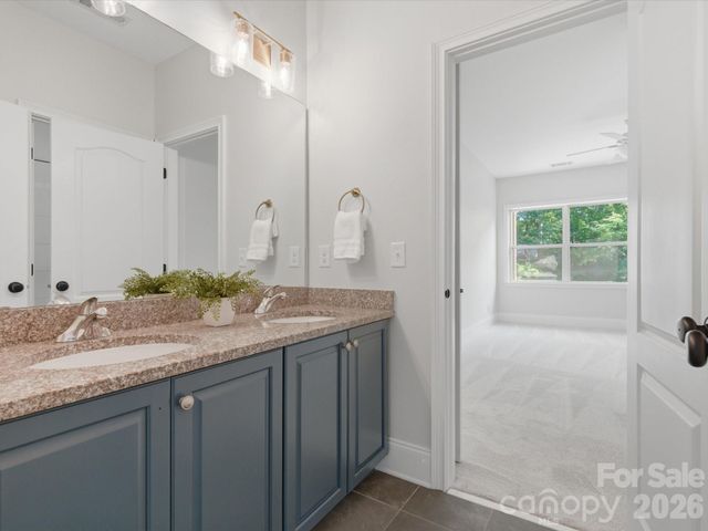 1126 Bromley Drive, Matthews, NC 28104