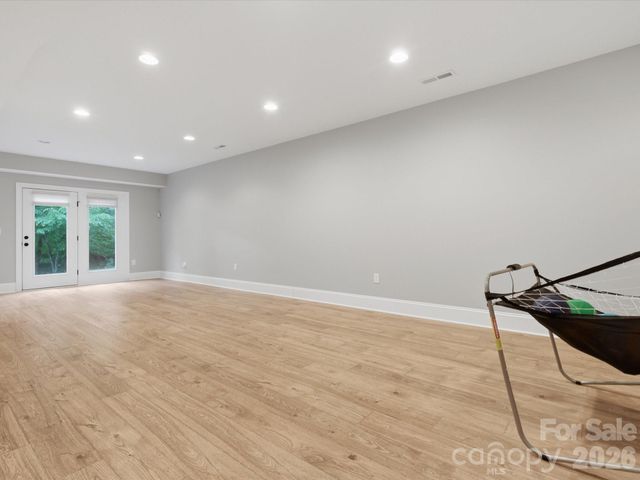 1126 Bromley Drive, Matthews, NC 28104