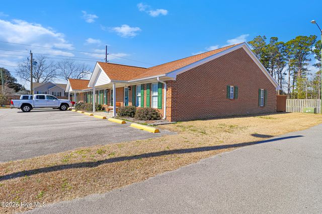 2900 Myrtle Street 11 Rosewood Village, Morehead City, NC 28557