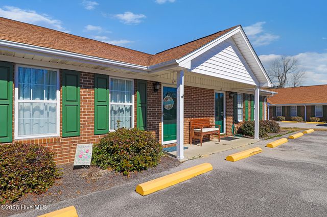 2900 Myrtle Street 11 Rosewood Village, Morehead City, NC 28557