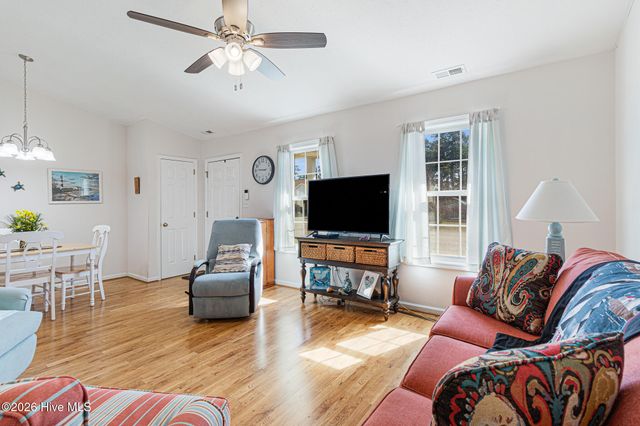 2900 Myrtle Street 11 Rosewood Village, Morehead City, NC 28557