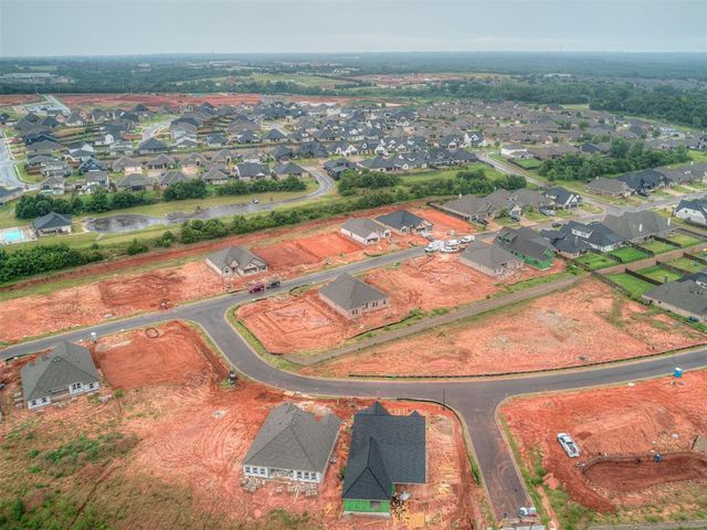 2140 Preserve Edge Drive, Edmond, OK 73034