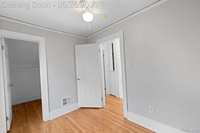 74 Pine Street, River Rouge, MI 48218