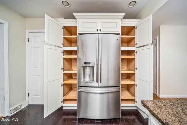 12 Bullard Avenue, Queensbury, NY 12804