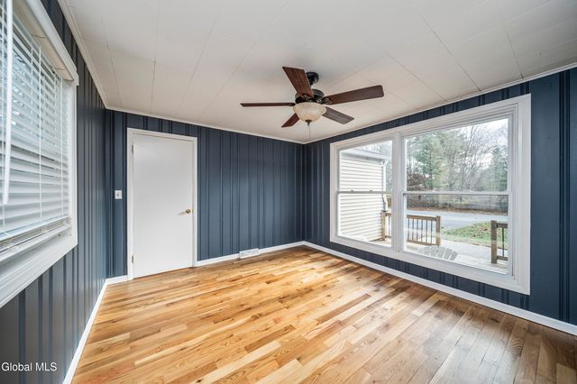 12 Bullard Avenue, Queensbury, NY 12804