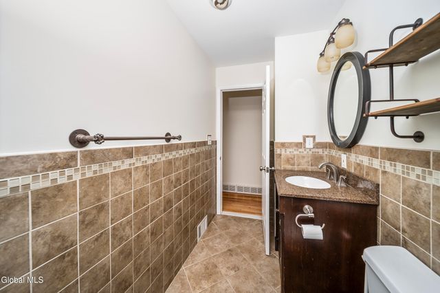 12 Bullard Avenue, Queensbury, NY 12804