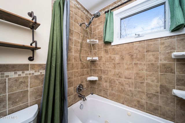 12 Bullard Avenue, Queensbury, NY 12804