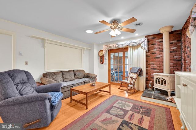 20 CLEARVIEW DR, Lebanon, PA 17042
