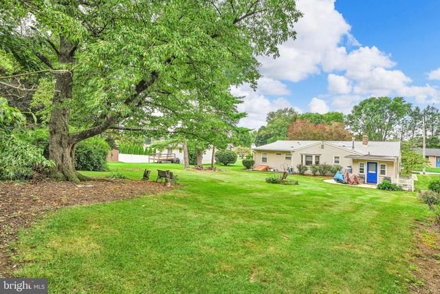 20 CLEARVIEW DR, Lebanon, PA 17042