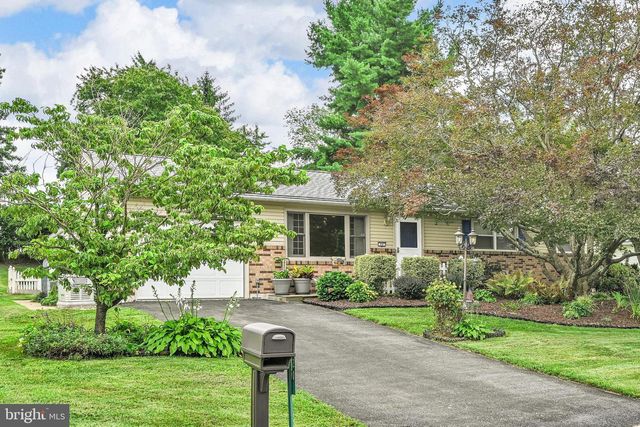 20 CLEARVIEW DR, Lebanon, PA 17042