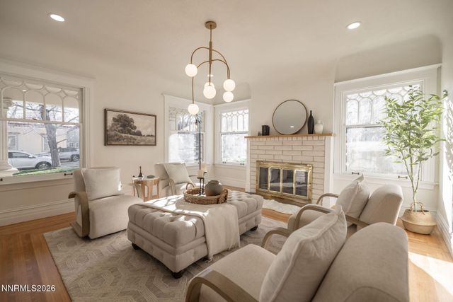 402 W Robinson Street, Carson City, NV 89703