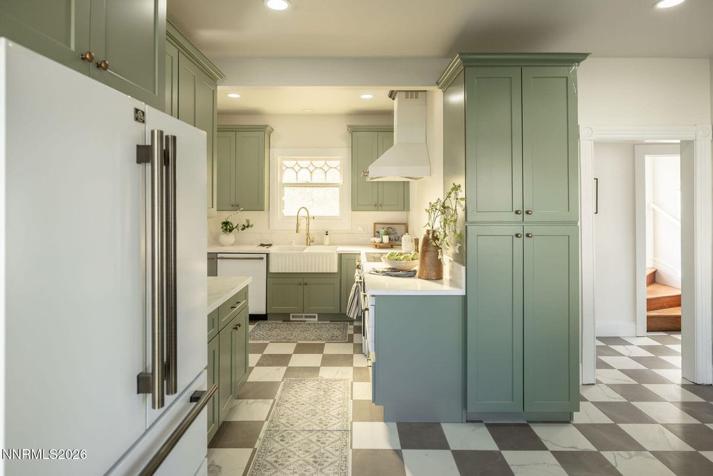 Image 17 of property listing at 402 W Robinson Street, Carson City, NV 89703