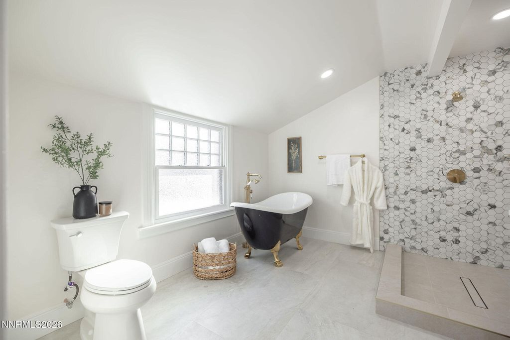 Image 31 of property listing at 402 W Robinson Street, Carson City, NV 89703