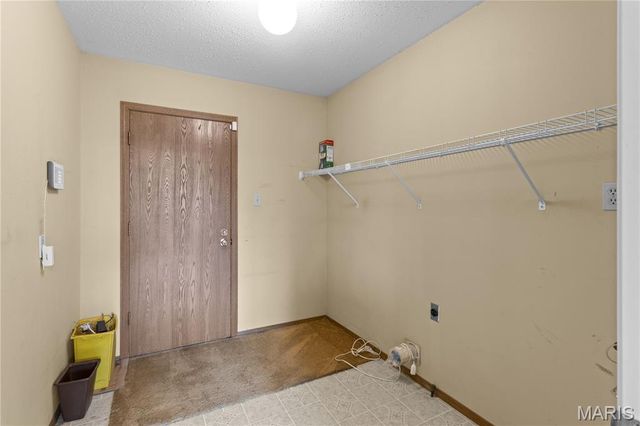 61 Majestic Court, Fenton, MO 63026