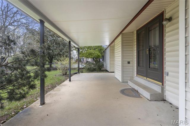 61 Majestic Court, Fenton, MO 63026