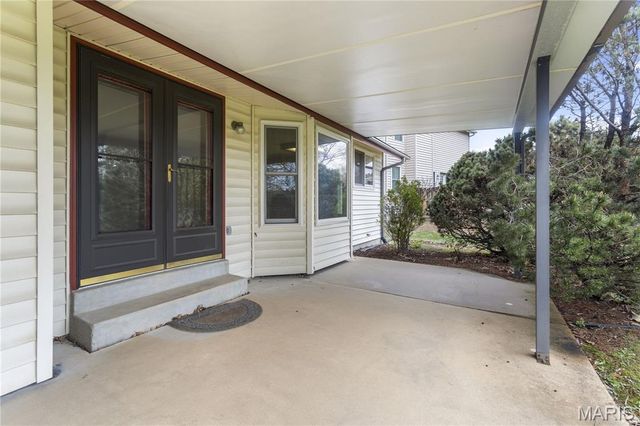 61 Majestic Court, Fenton, MO 63026