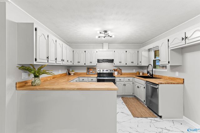 6028 County Road 1545, Cullman, AL 35058