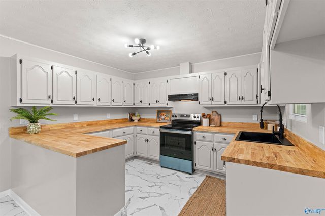 6028 County Road 1545, Cullman, AL 35058