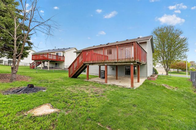 4647 Savannah Drive NW, Rochester, MN 55901